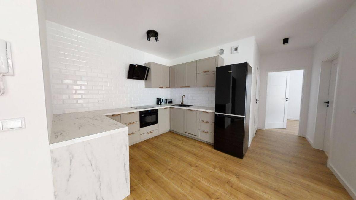 Komfortowe Apartamenty Z Garazem Na Milionowej Łódź Kültér fotó
